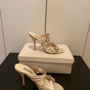 Steve Madden Champagne White Women’s Slip On Heel